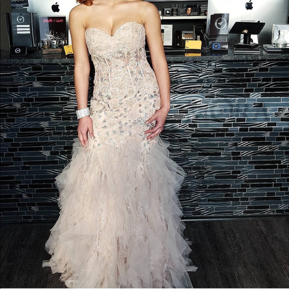 Jovani lace mermaid prom dress